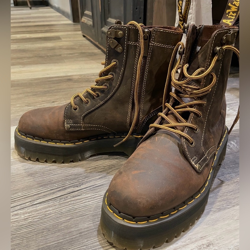 Jadon Doc Martens